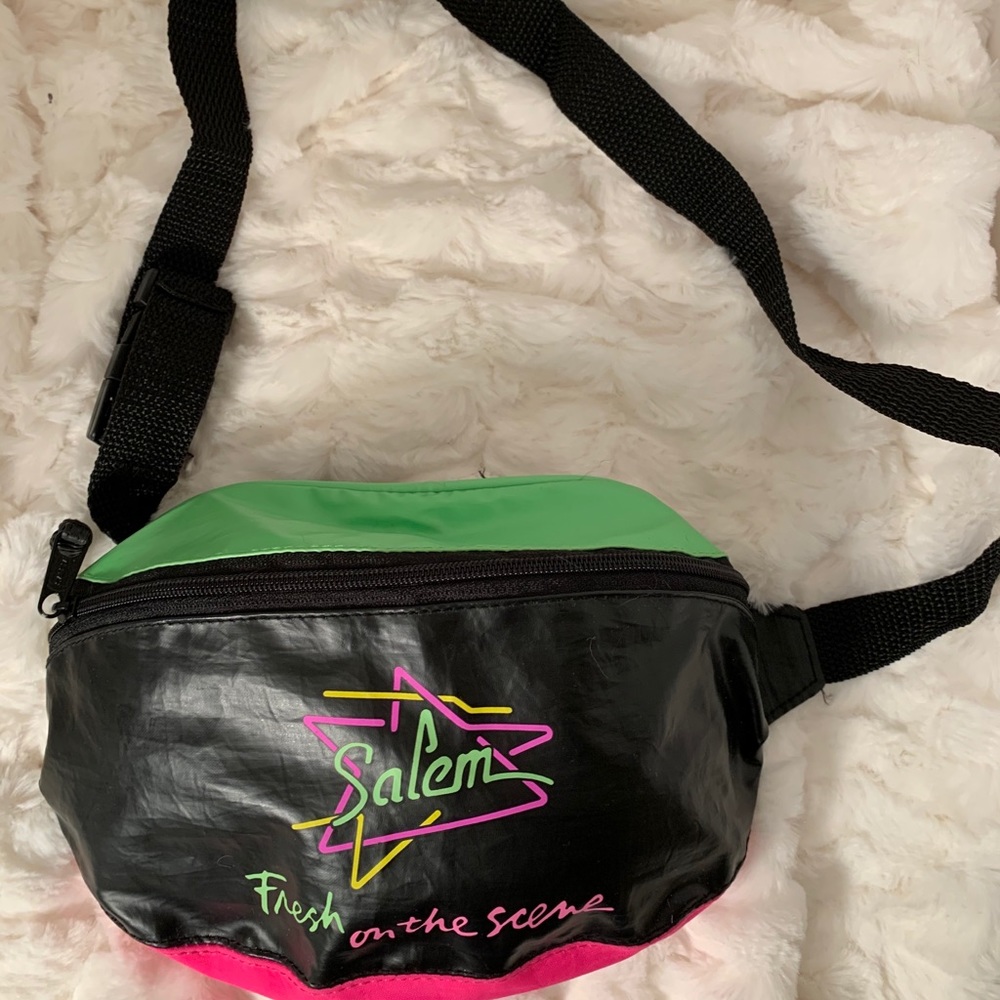 Original Fanny Pack Neon Pink & Green
90's Promotional